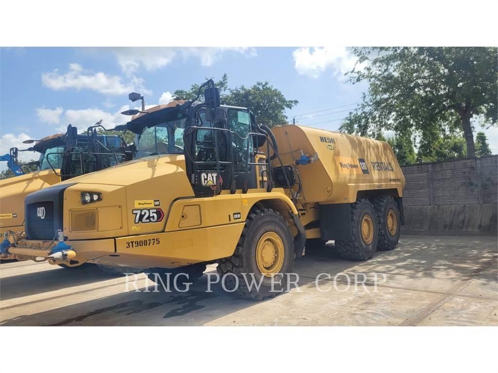 CAT 725WW Tanker trucks