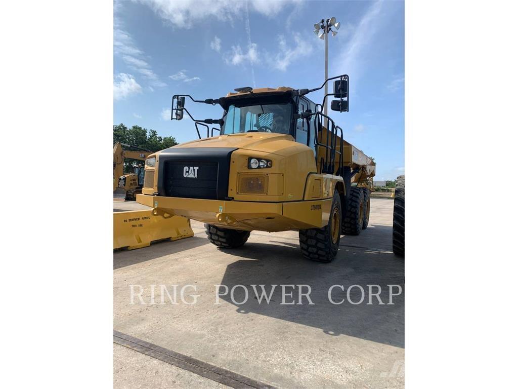 CAT 725WW Tanker trucks