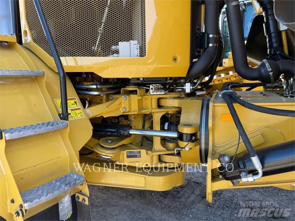 CAT 730 Articulated Haulers