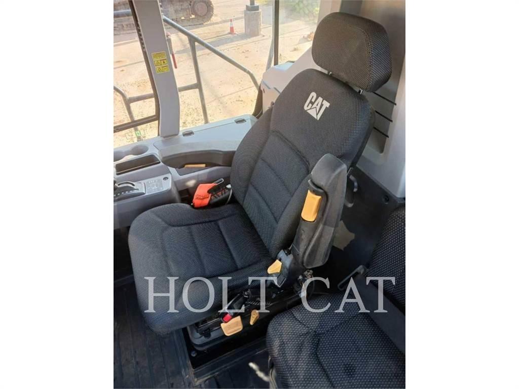 CAT 730 Articulated Haulers