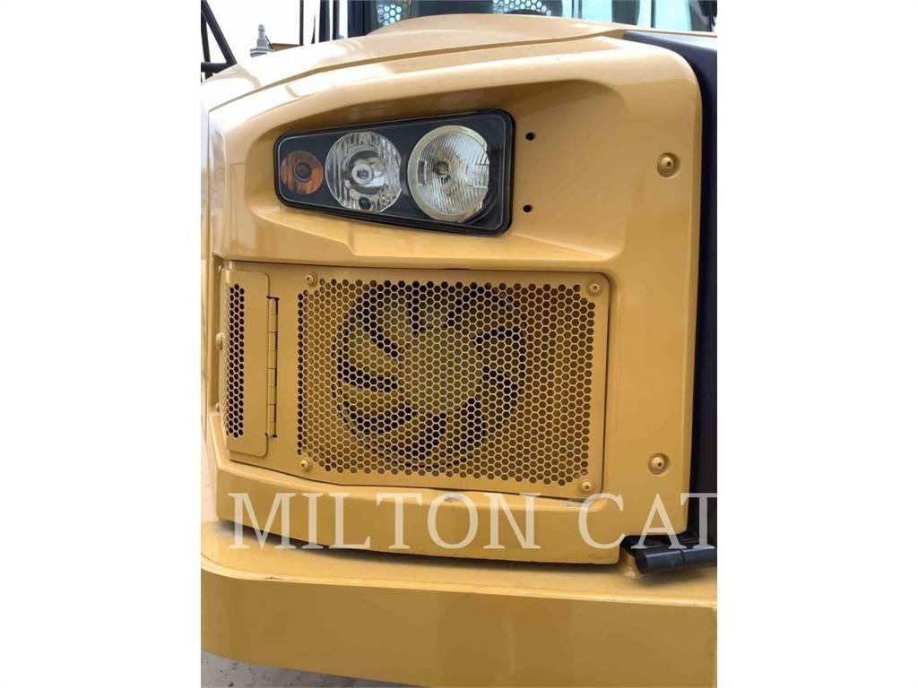 CAT 730 Articulated Haulers