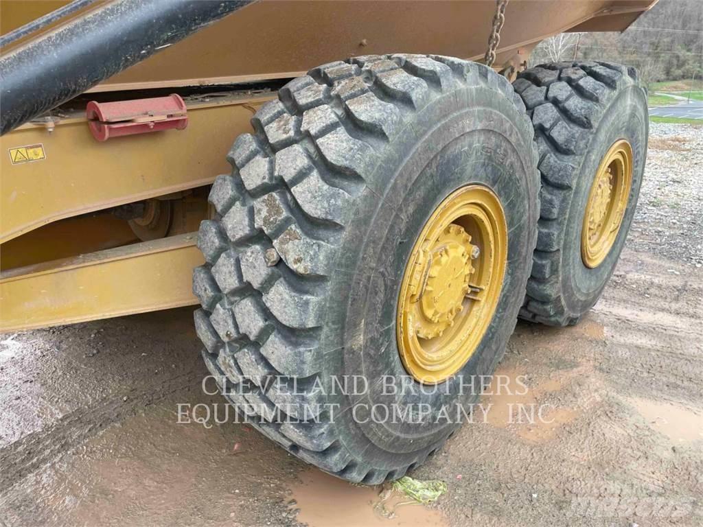 CAT 730 Articulated Haulers