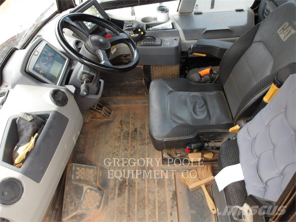 CAT 730-04 Articulated Haulers