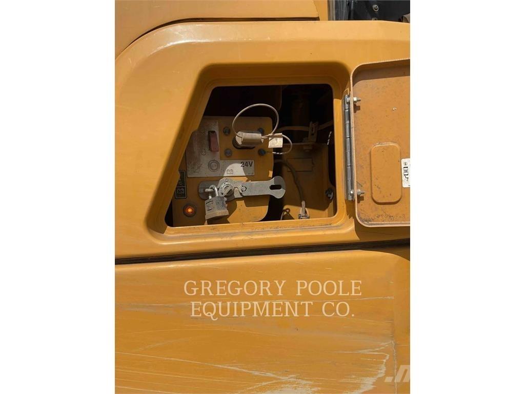CAT 73004 Articulated Haulers