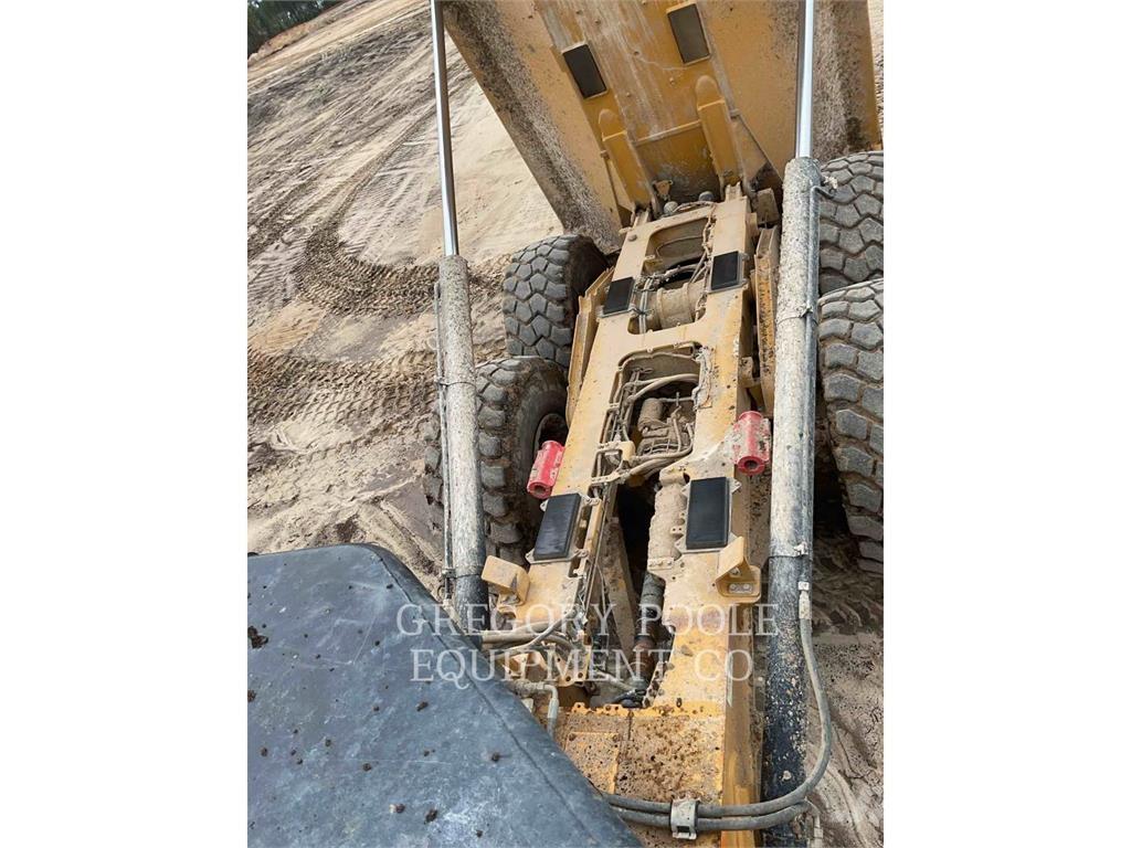 CAT 73004 Articulated Haulers