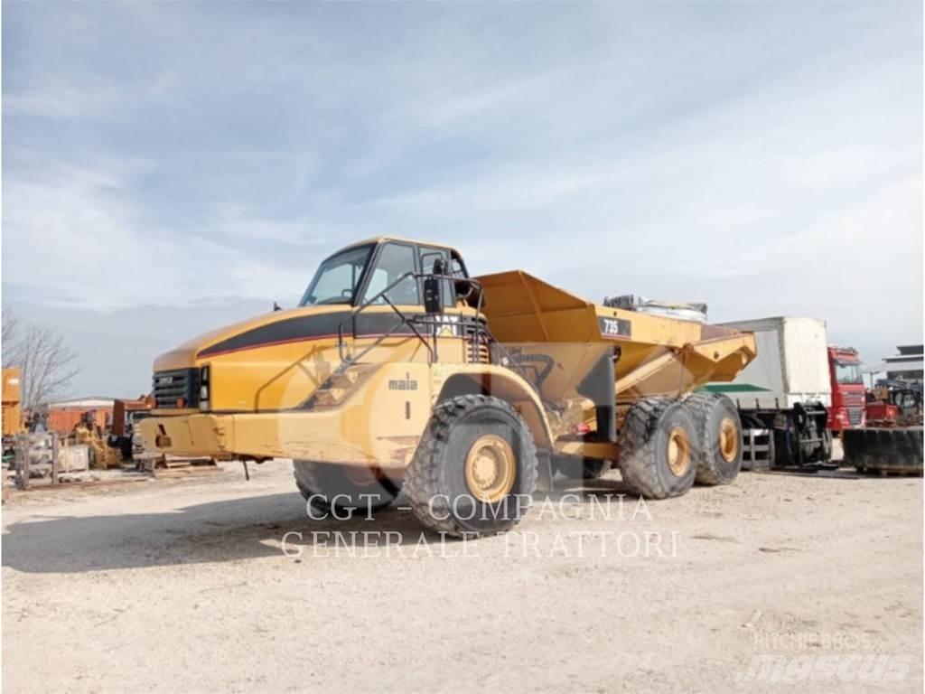 CAT 735 Articulated Haulers