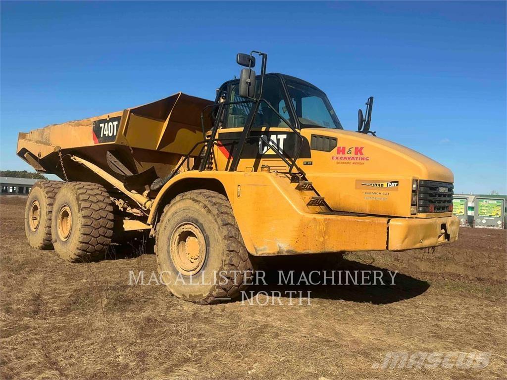 CAT 740 T Articulated Haulers