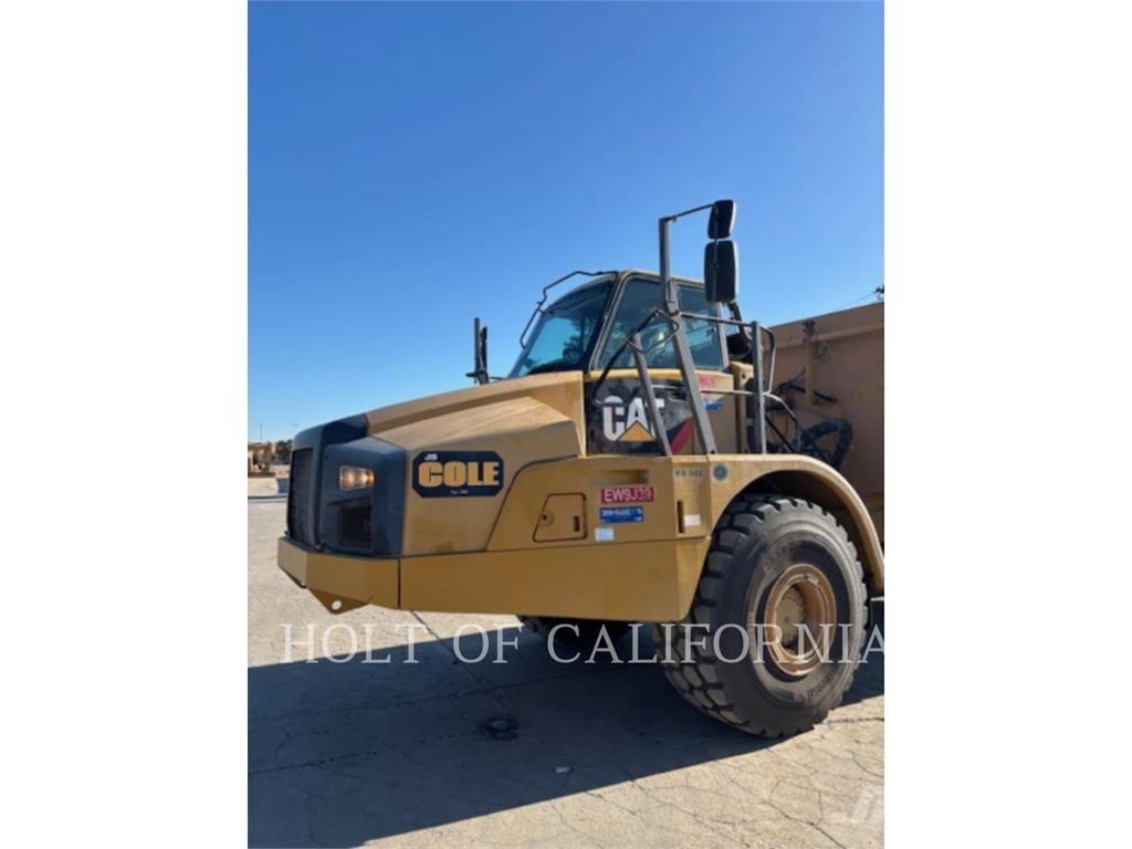 CAT 740B WT Tanker trucks