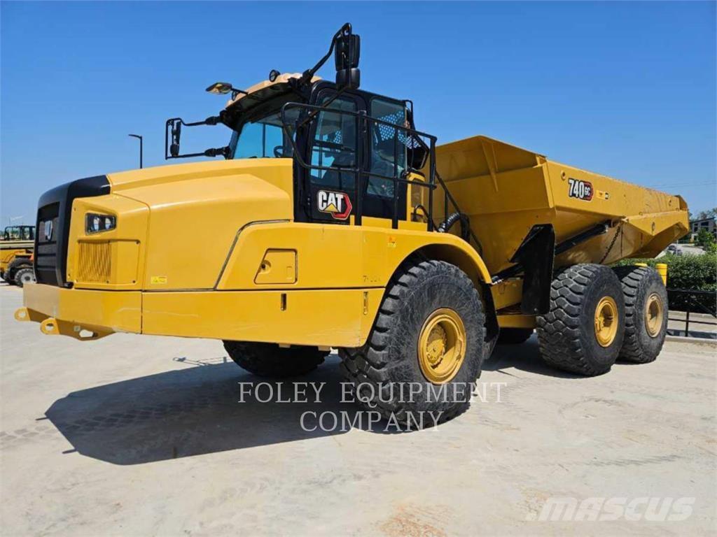 CAT 740GC-04 Articulated Haulers