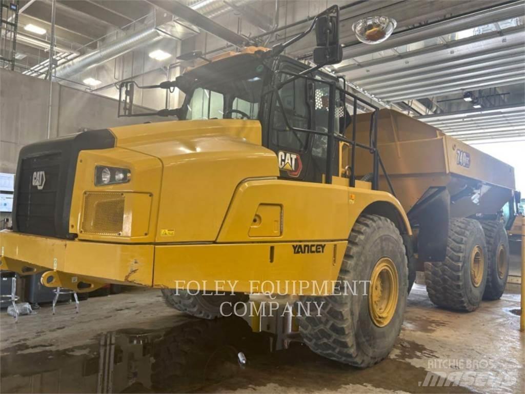 CAT 740GC-04 Articulated Haulers