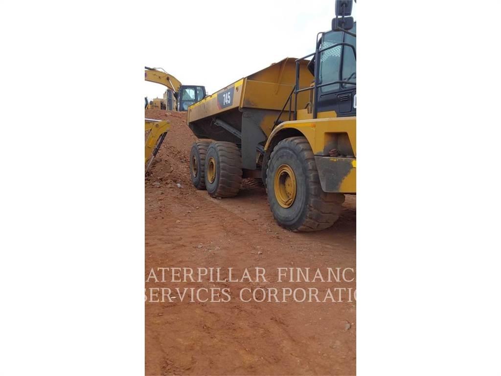 CAT 745 Articulated Haulers