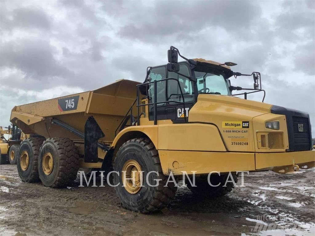 CAT 745 T Articulated Haulers