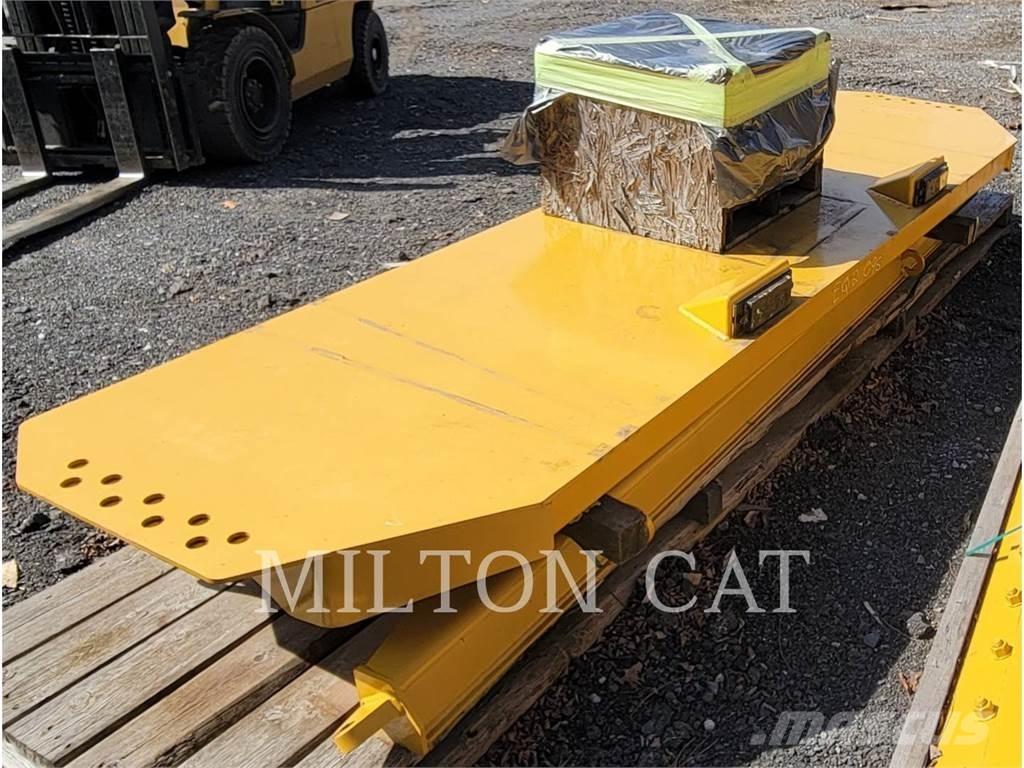 CAT 745 TAILGATE Chassis and suspension