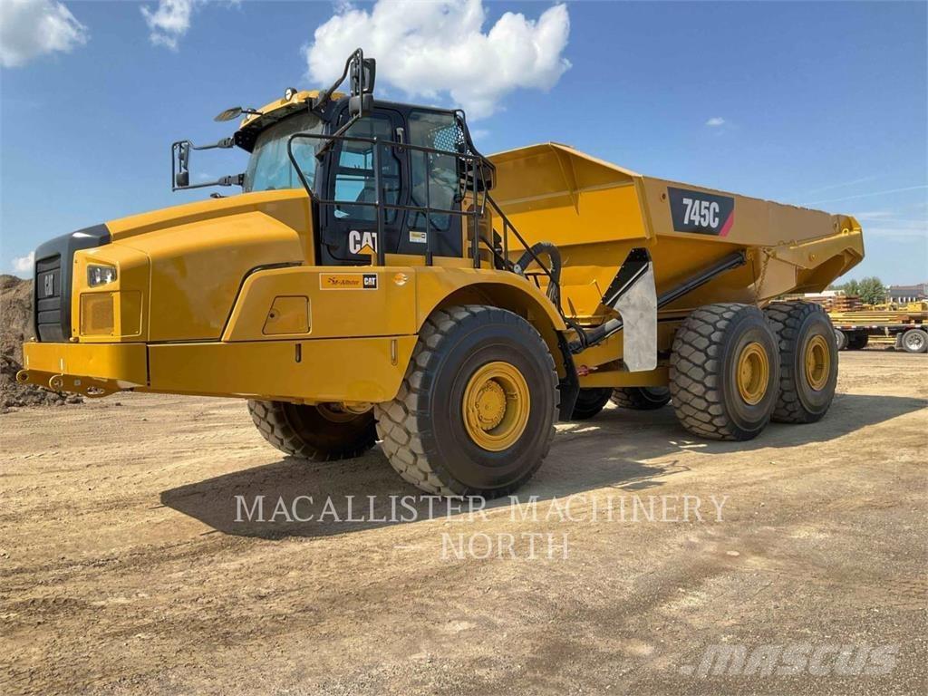 CAT 74504 Articulated Haulers