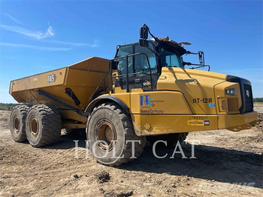 CAT 74504 Articulated Haulers