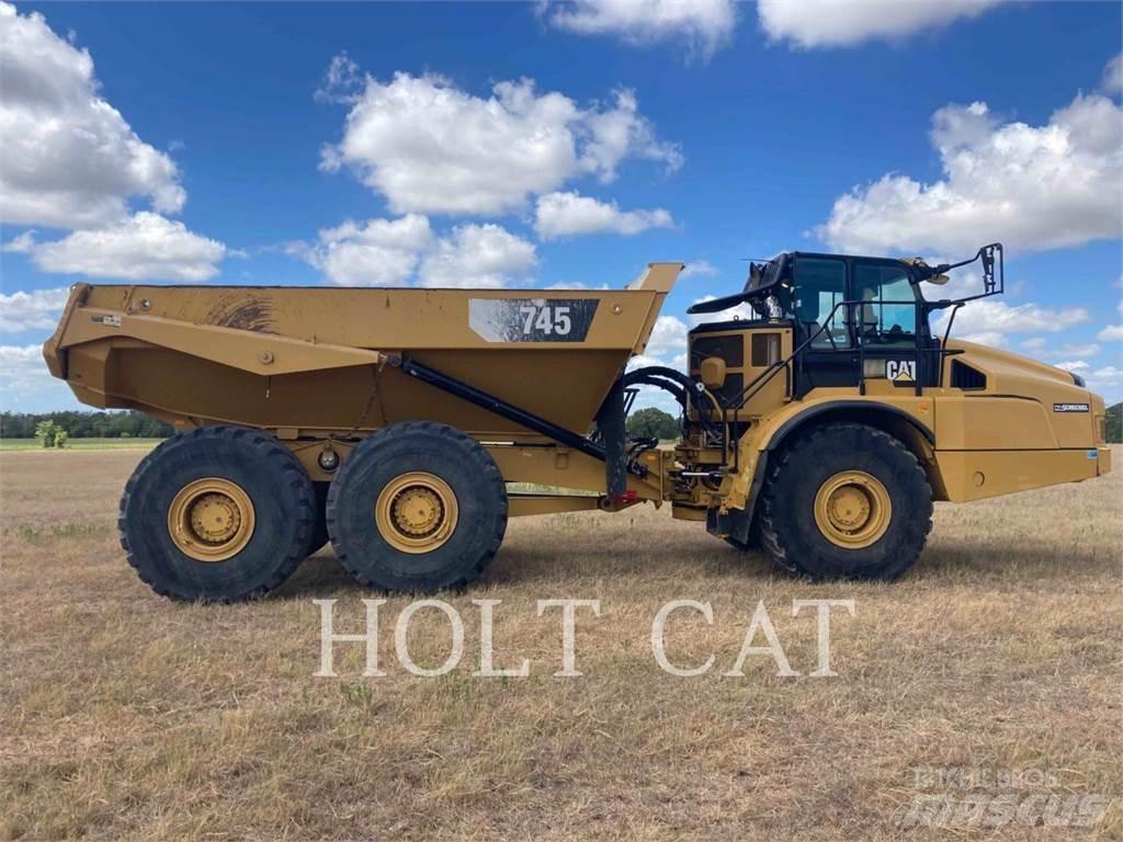 CAT 74504 Articulated Haulers