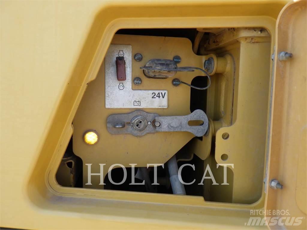 CAT 745C Articulated Haulers