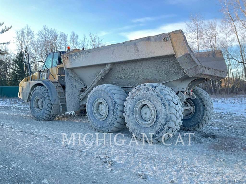 CAT 745C Articulated Haulers