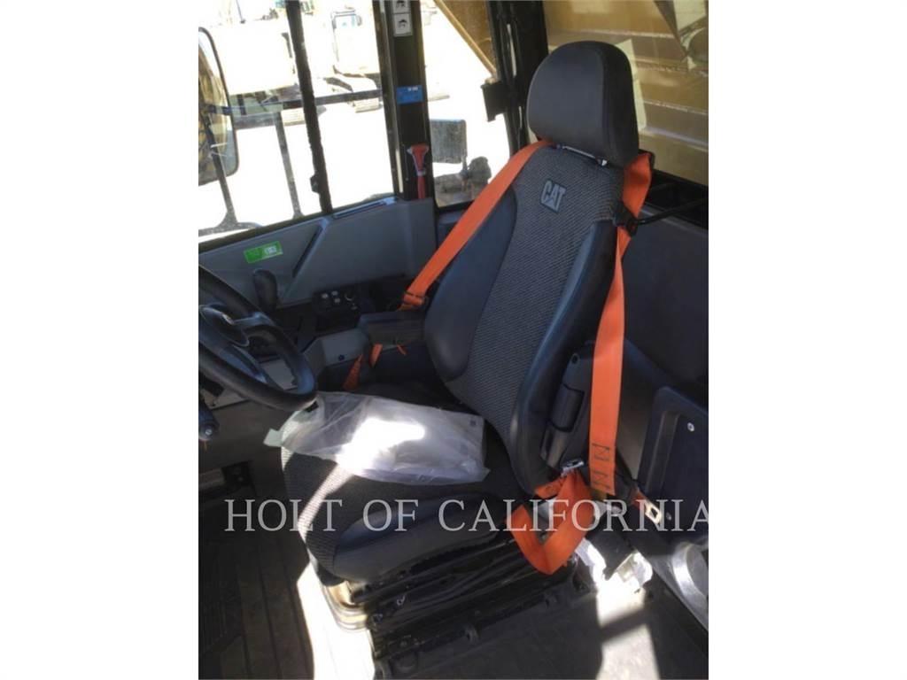 CAT 770G Articulated Haulers