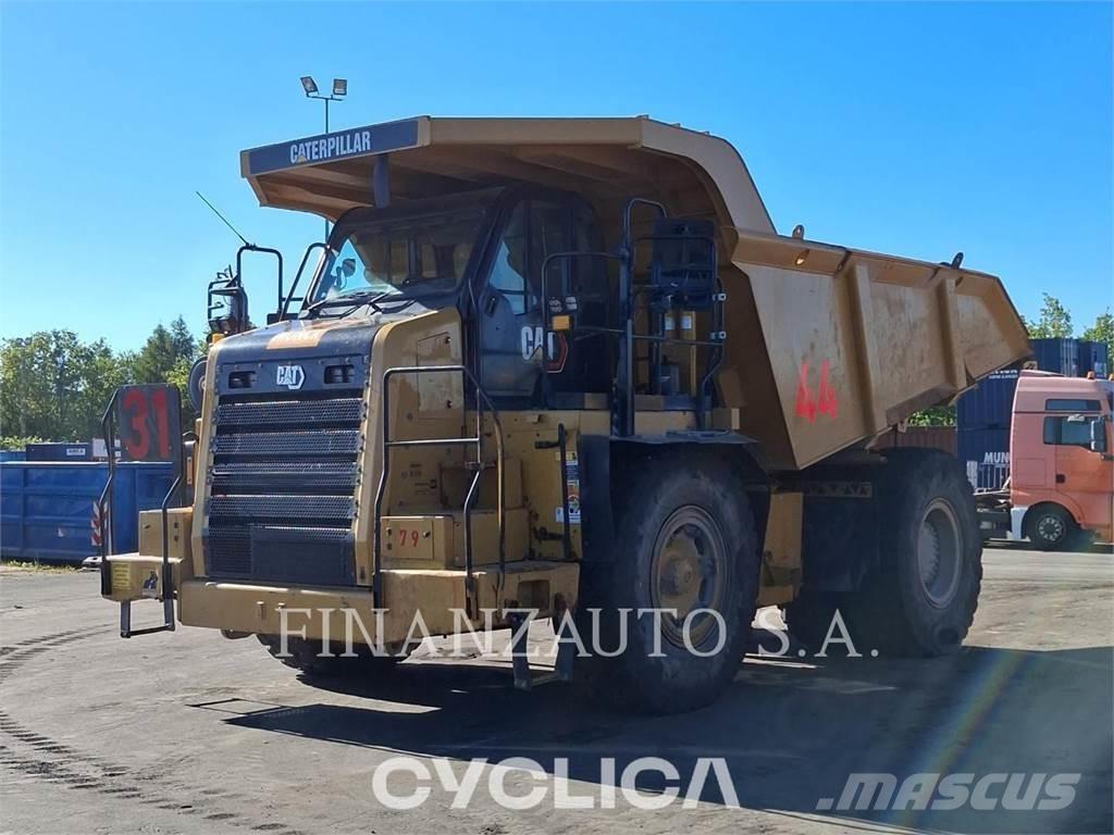 CAT 772G Articulated Haulers
