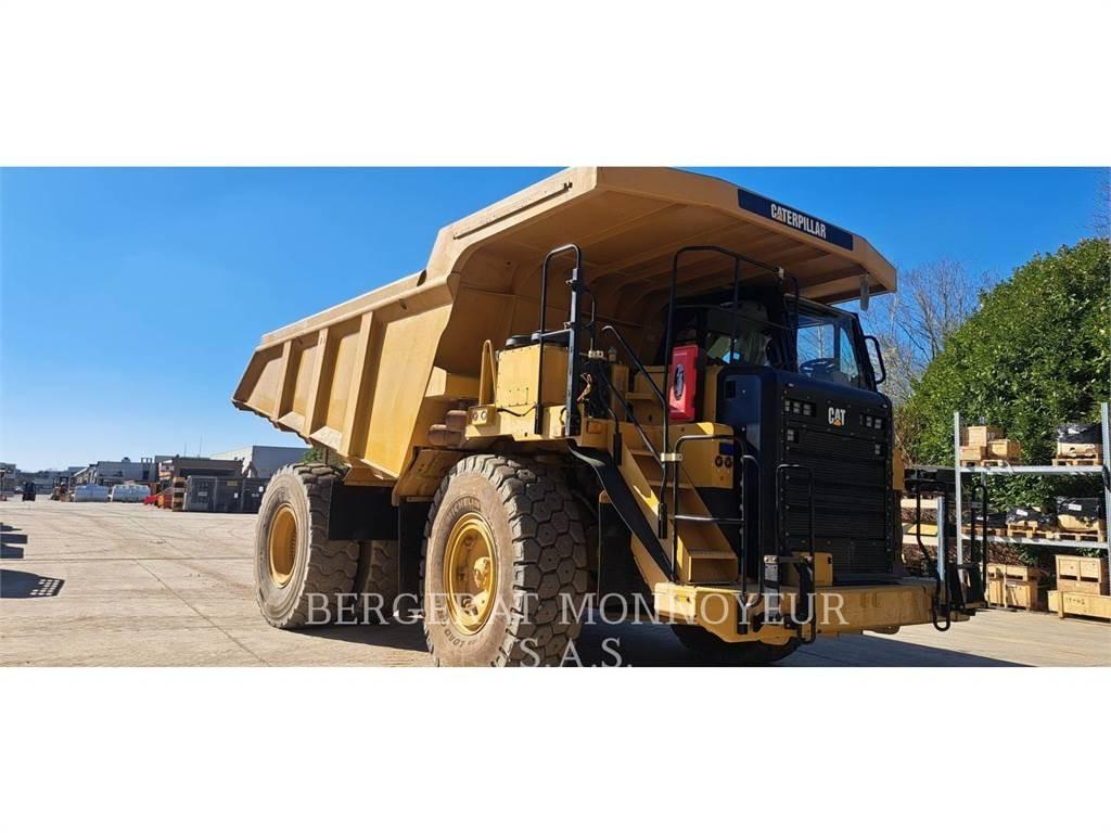 CAT 775 G Articulated Haulers