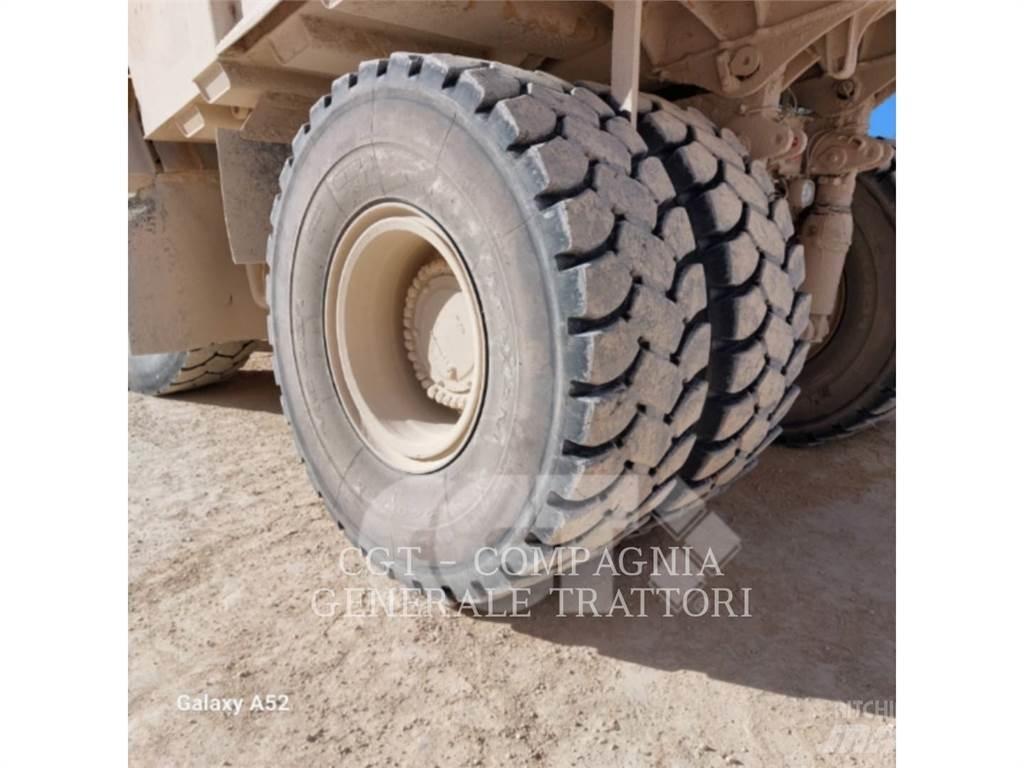 CAT 775F Articulated Haulers