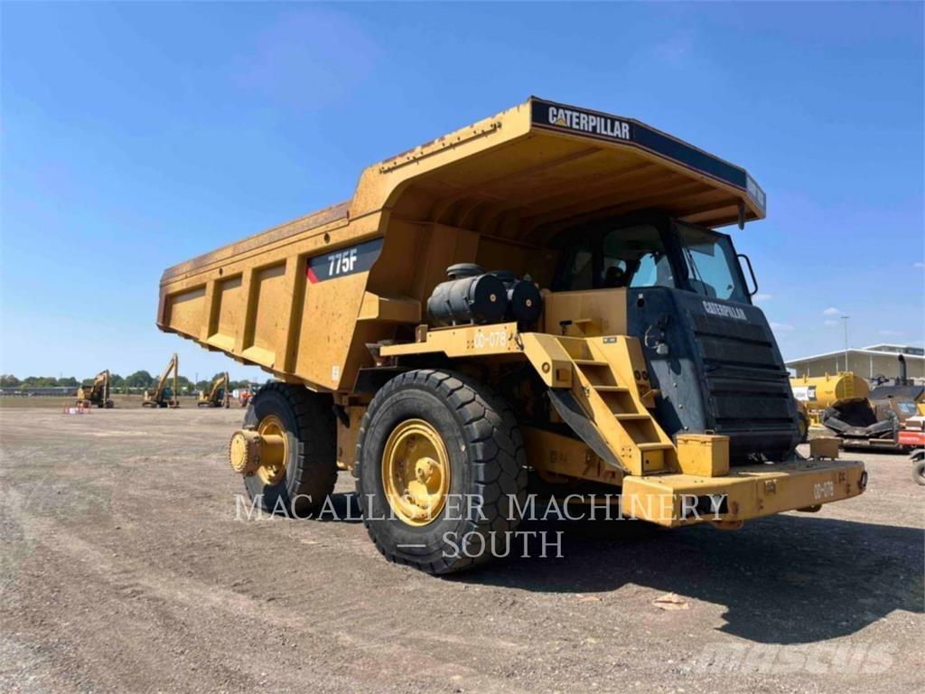 CAT 775F Articulated Haulers