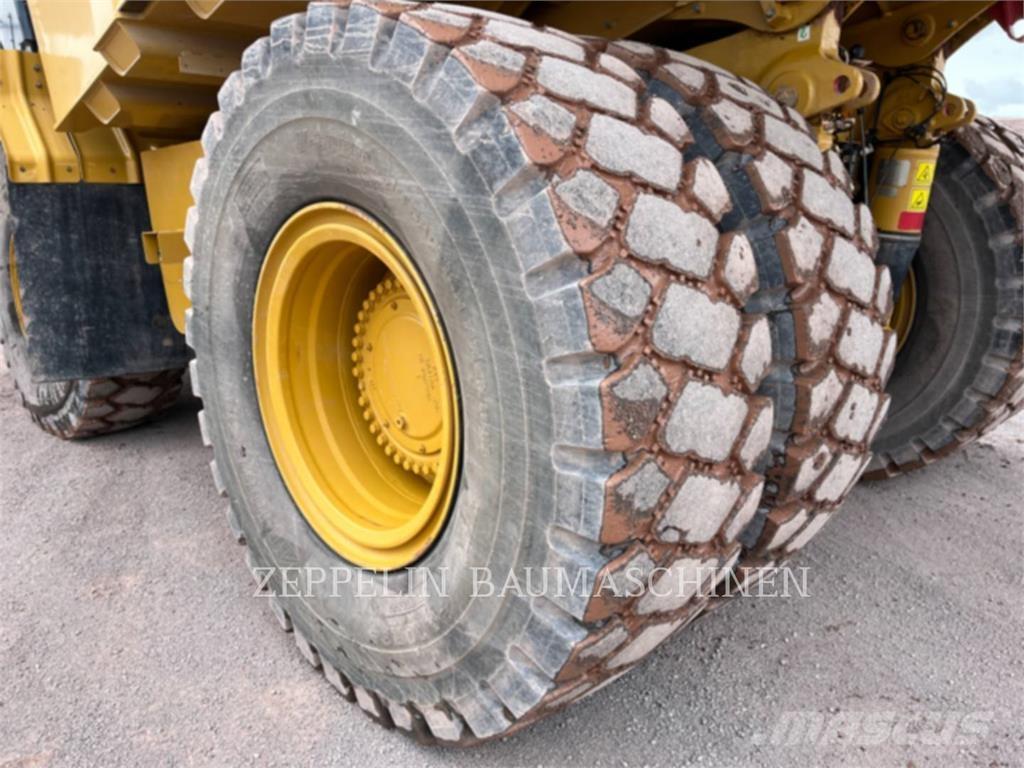 CAT 775G Articulated Haulers