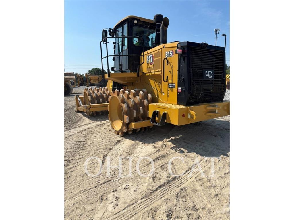 CAT 815 Soil compactors