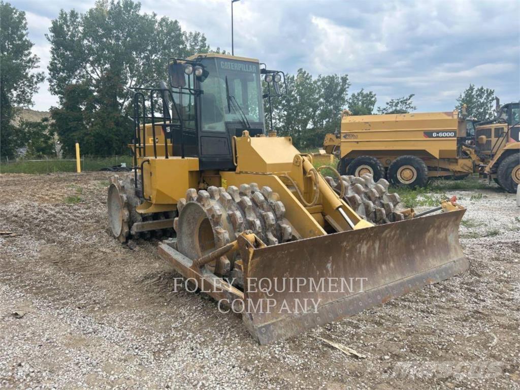 CAT 815F2 Soil compactors