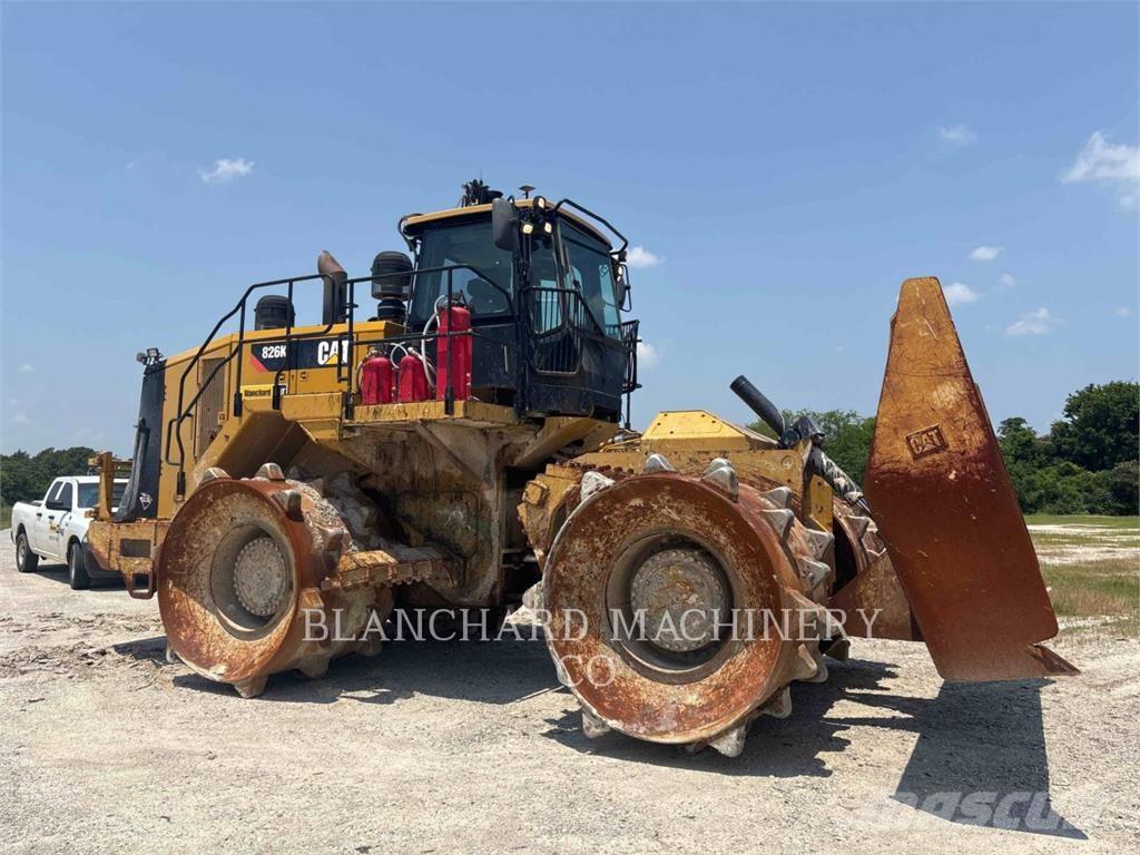 CAT 826K Soil compactors