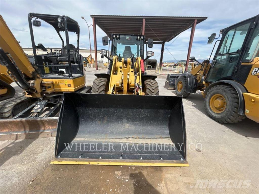 CAT 906 Wheel loaders