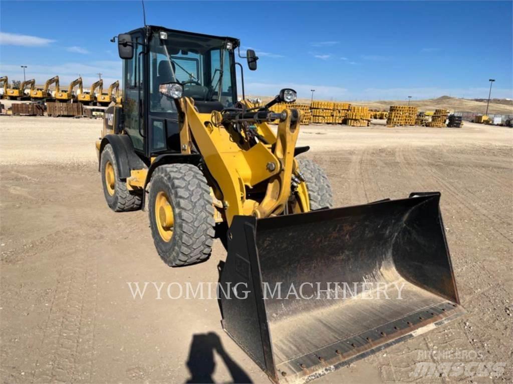 CAT 906M Wheel loaders