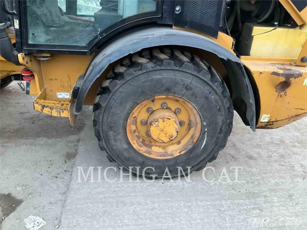 CAT 906M AR Wheel loaders