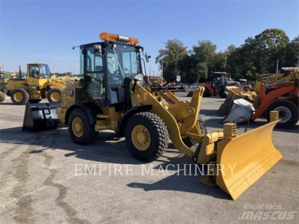 CAT 907M Wheel loaders