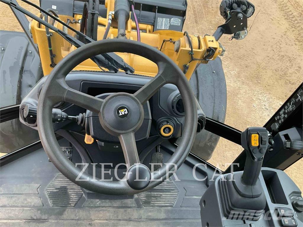 CAT 908 Wheel loaders