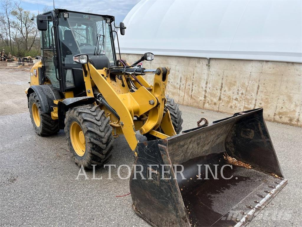 CAT 908M Mini loaders
