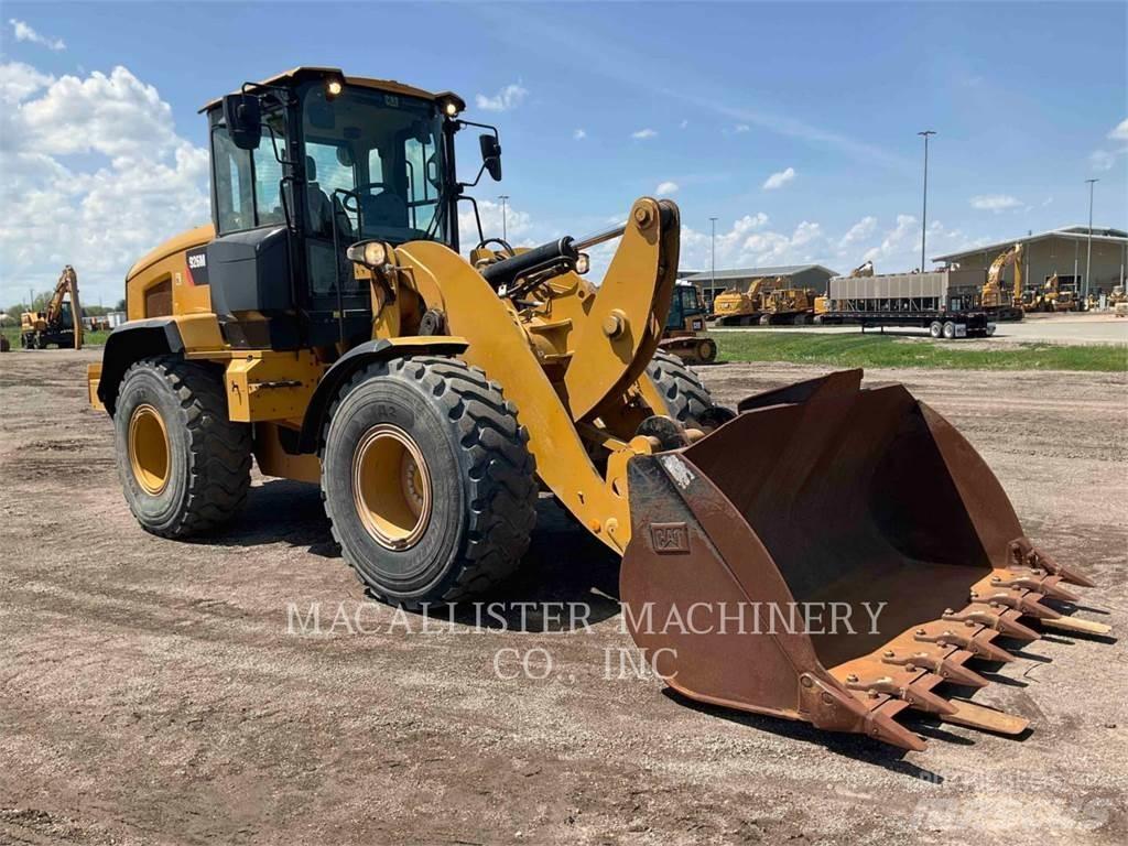 CAT 926M Wheel loaders
