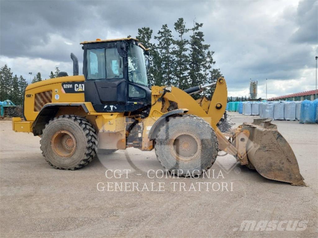 CAT 926M Wheel loaders