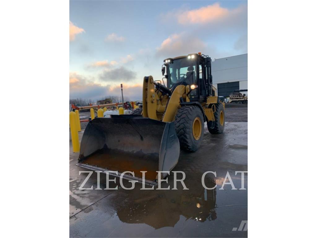 CAT 930 Wheel loaders