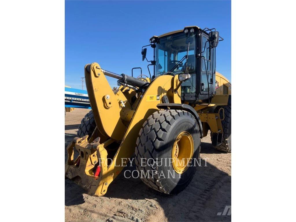 CAT 930M Wheel loaders