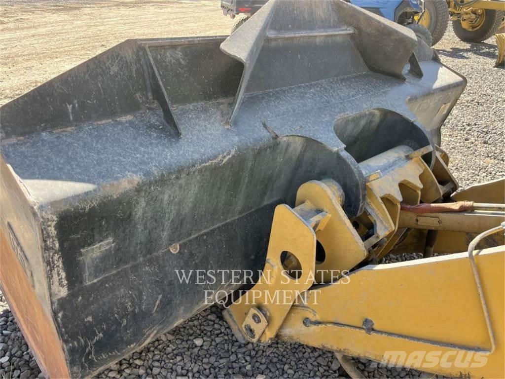CAT 930M Wheel loaders
