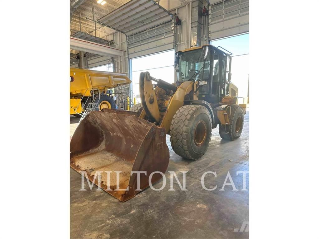 CAT 930M Wheel loaders
