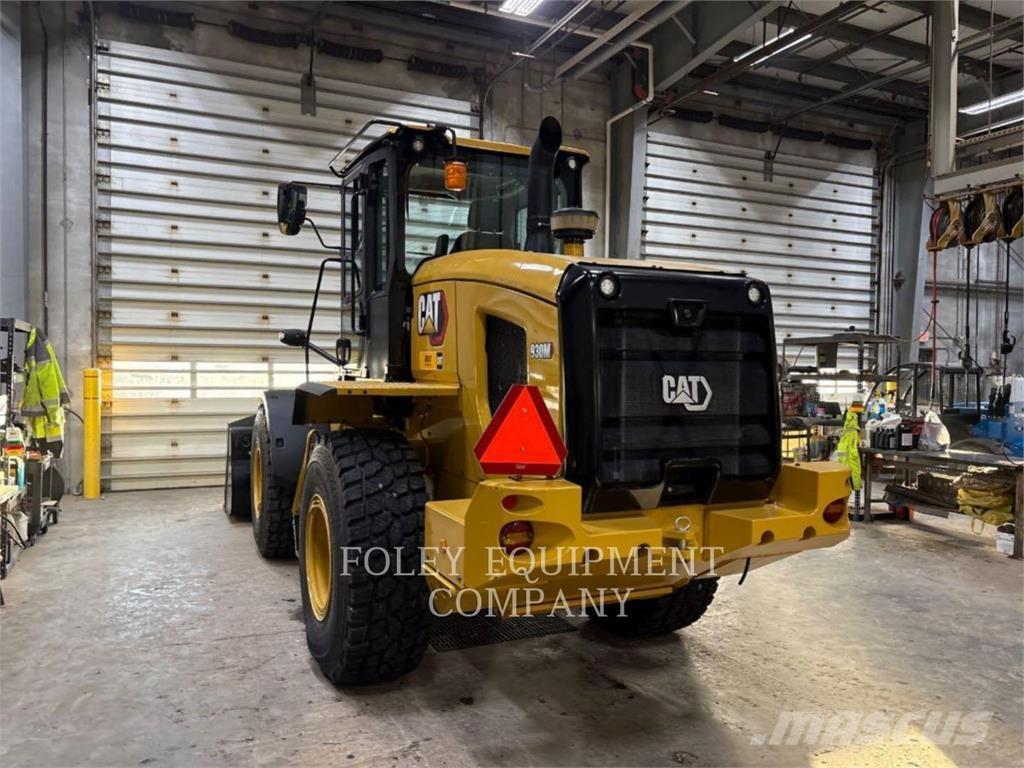 CAT 930M Wheel loaders