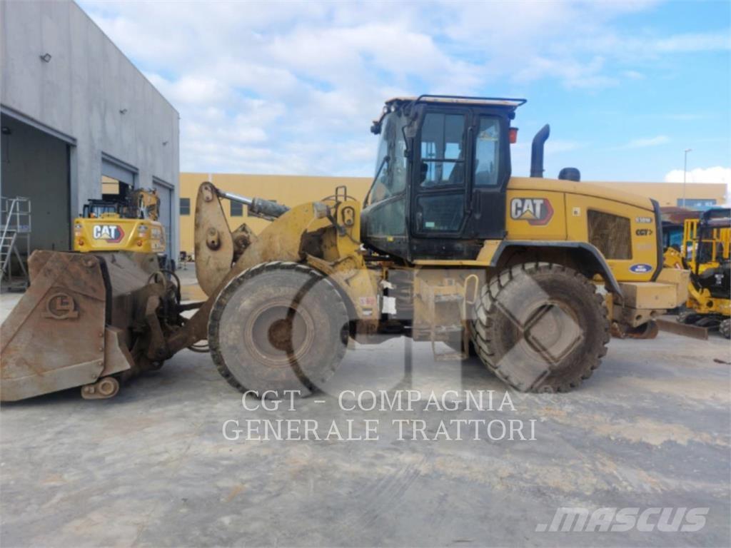 CAT 930M Wheel loaders