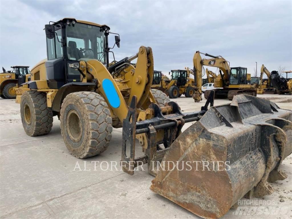 CAT 938M Wheel loaders