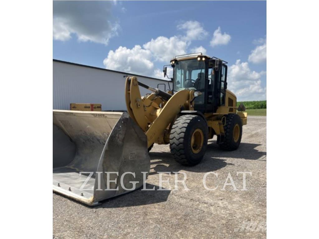 CAT 938M Wheel loaders