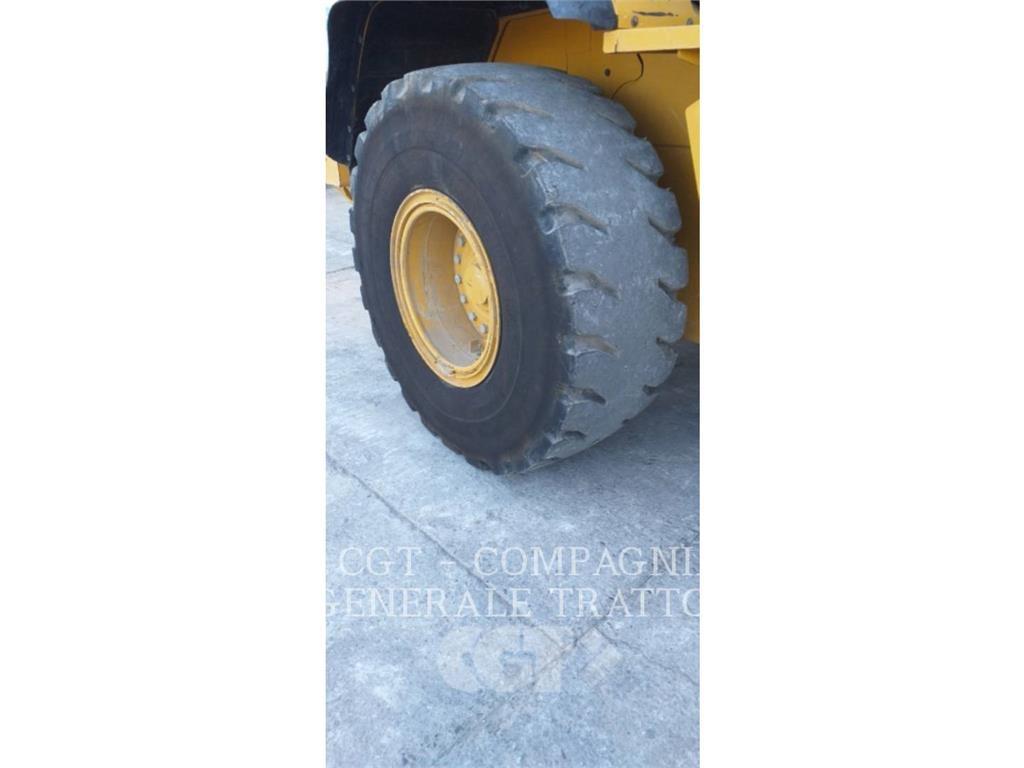 CAT 938M Wheel loaders
