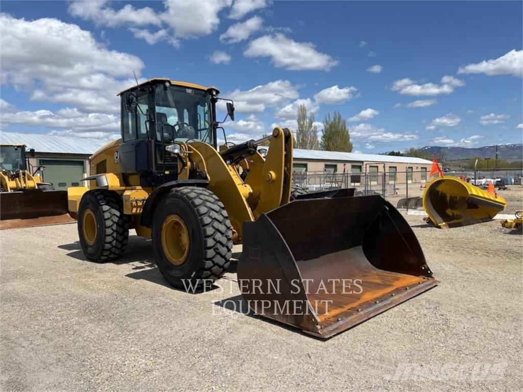 CAT 938M Wheel loaders