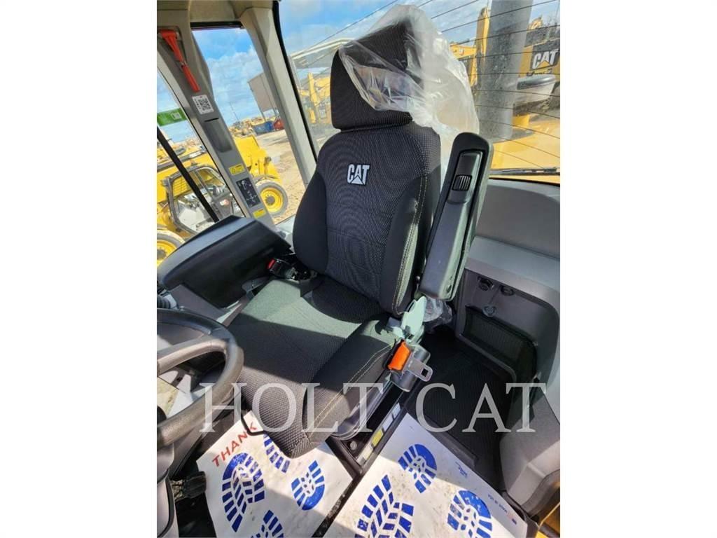 CAT 938M QC Wheel loaders